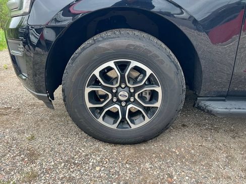 Used 2022 Ford Expedition XLT AWD/4WD image 16
