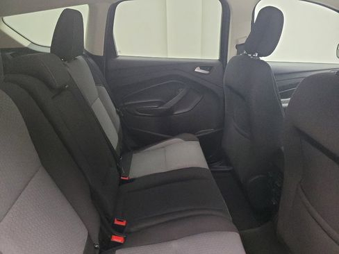 Used 2019 Ford Escape SE image 19