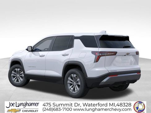 New 2026 Chevrolet Equinox LT w/ LPO, Floor Liner Package FWD image 3