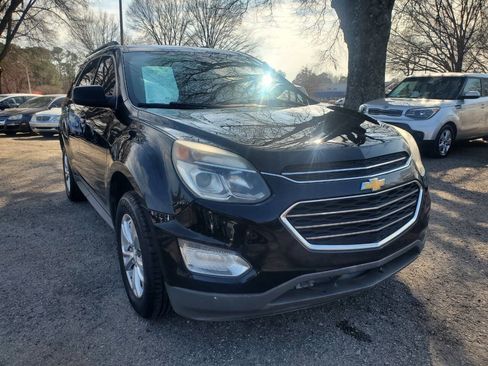 Used 2017 Chevrolet Equinox LT w/ Convenience Package FWD image 1