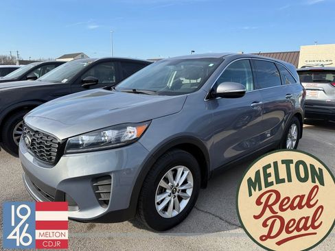 Used 2020 Kia Sorento LX image 1