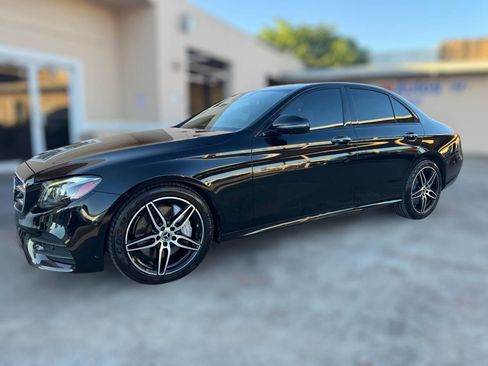 Used 2018 Mercedes-Benz E 400 Coupe w/ Premium 1 Package image 5