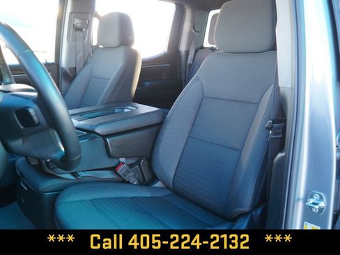 Used 2025 Chevrolet Silverado 1500 LT AWD/4WD image 19