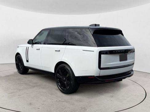Certified 2025 Land Rover Range Rover SE AWD/4WD image 6