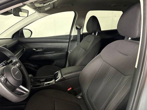 Used 2025 Hyundai Tucson SEL FWD image 18