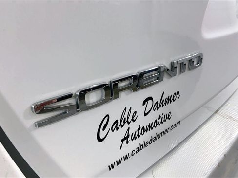 Used 2020 Kia Sorento S w/ Paint Protection Package FWD image 8