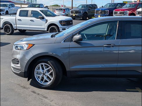 Used 2024 Ford Edge SEL AWD/4WD image 11