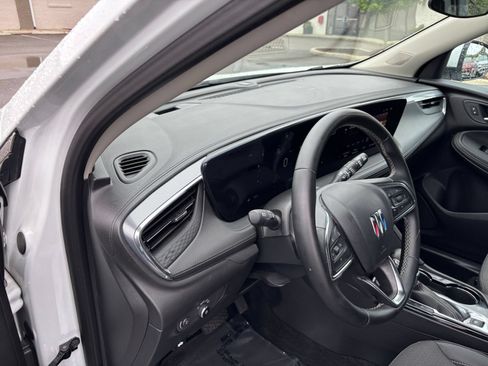 Used 2025 Buick Encore GX Preferred FWD image 34