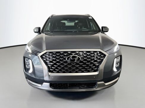 Used 2022 Hyundai Palisade Calligraphy w/ Cargo Package FWD image 2
