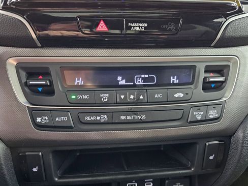 Used 2025 Honda Ridgeline RTL image 25