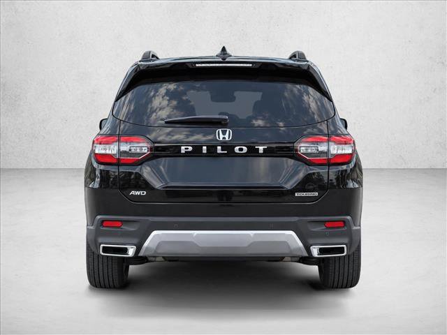 New 2026 Honda Pilot Touring image 6