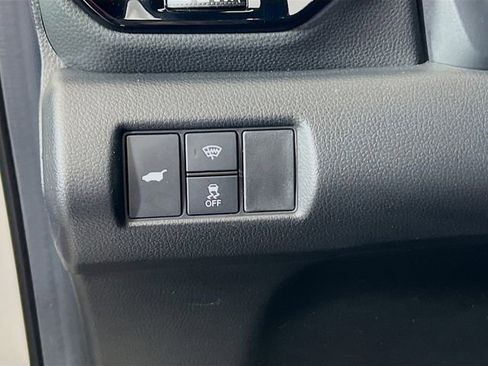 Used 2025 Honda Pilot TrailSport image 12