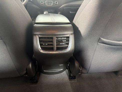 Used 2024 Chevrolet Malibu LT FWD image 20
