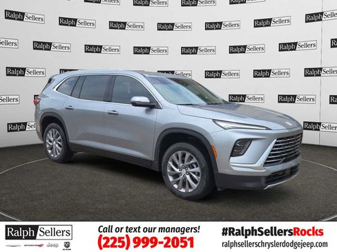 Used 2025 Buick Enclave Preferred w/ Power Package AWD/4WD image 1