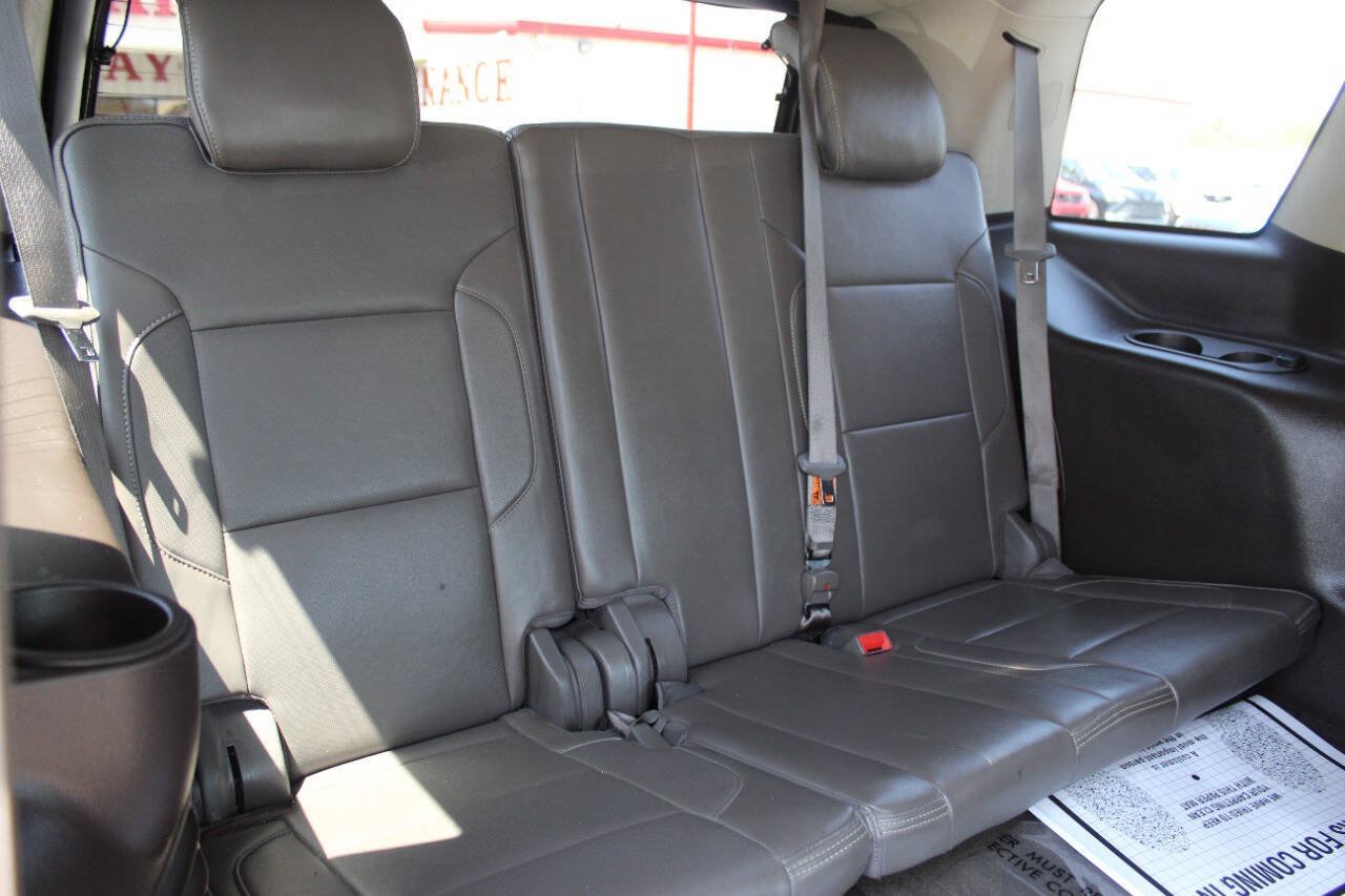 Used 2016 GMC Yukon Denali RWD image 14