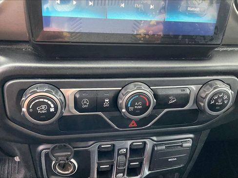 Used 2020 Jeep Wrangler Unlimited Sport S AWD/4WD image 34