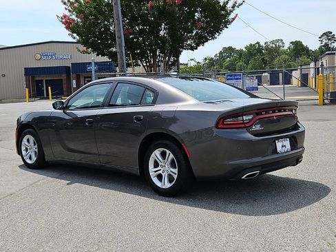 Used 2023 Dodge Charger SXT RWD image 5