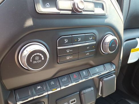 New 2026 Chevrolet Silverado 1500 Custom Trail Boss AWD/4WD image 22