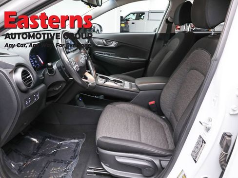 Used 2021 Hyundai Kona SEL image 14