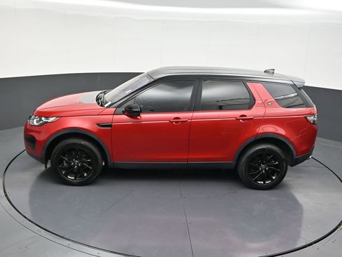 Used 2018 Land Rover Discovery Sport SE image 15