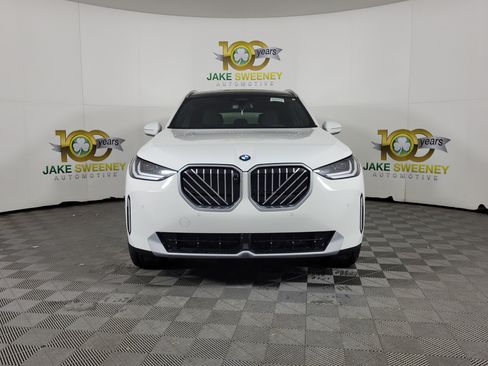 New 2026 BMW X3 xDrive30i w/ Premium Package AWD/4WD image 2