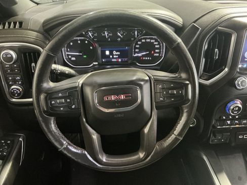 Used 2022 GMC Sierra 2500 AT4 w/ AT4 Preferred Package AWD/4WD image 17