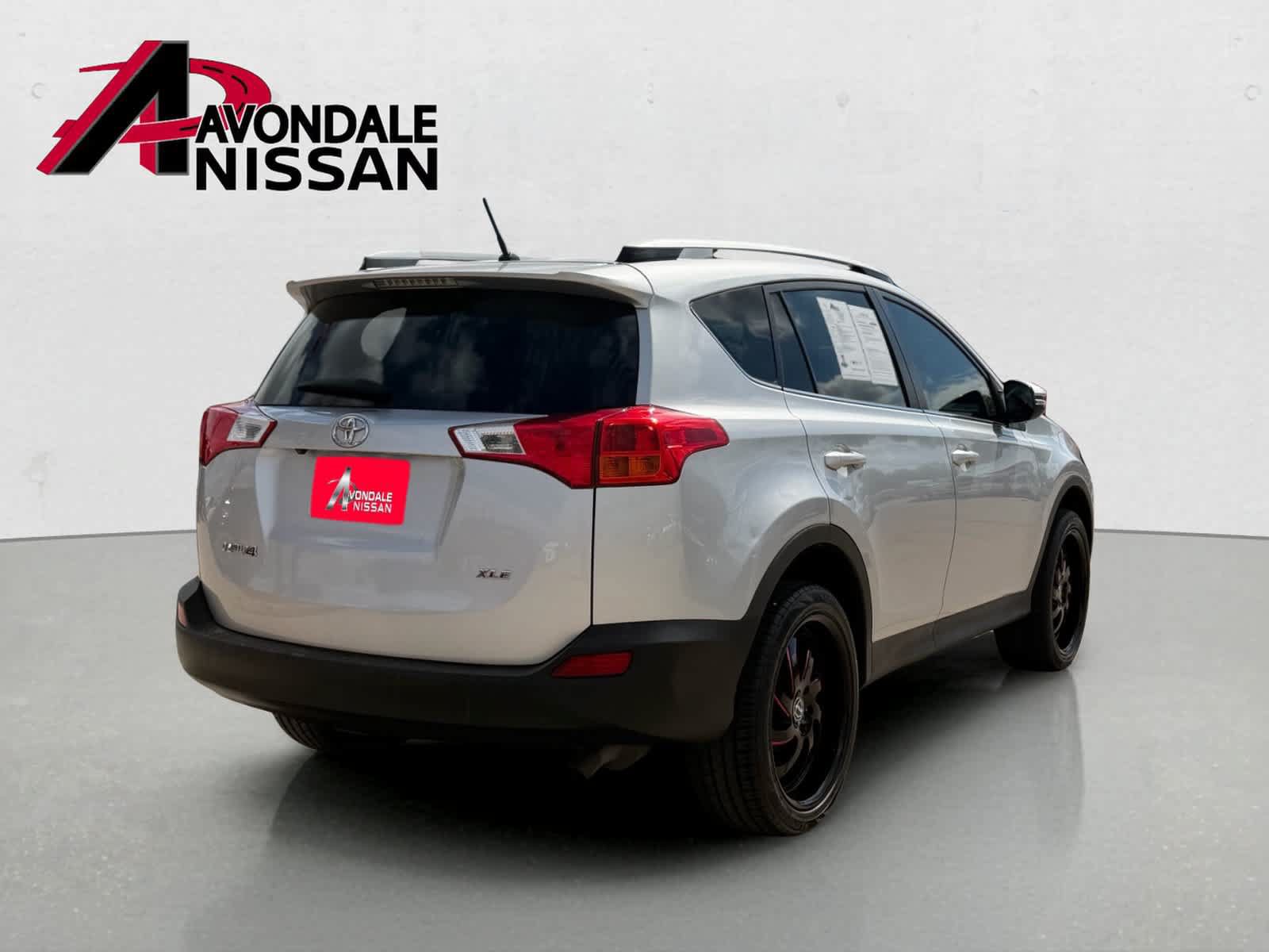 Used 2013 Toyota RAV4 XLE FWD image 6