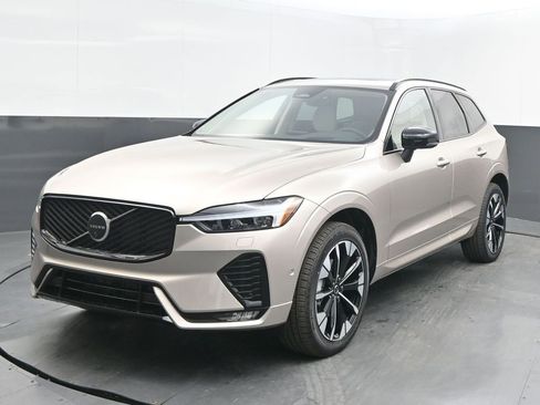 New 2026 Volvo XC60 B5 Ultra w/ Protection Package Premier image 3