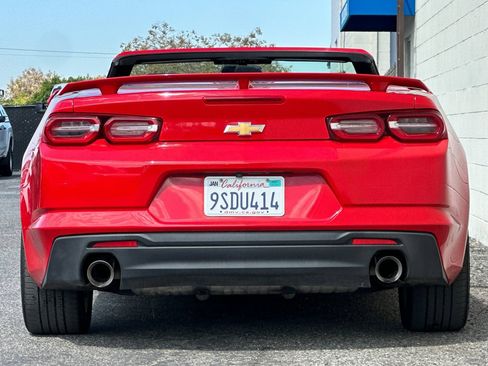 Used 2023 Chevrolet Camaro LT RWD image 5