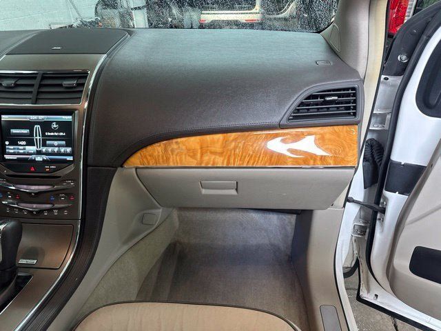 Used 2015 Lincoln MKX FWD w/ Equipment Group 102A image 32