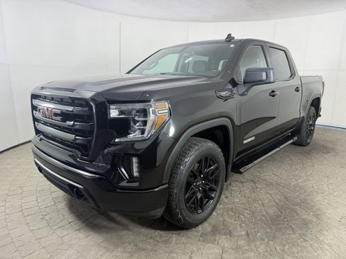 Used 2020 GMC Sierra 1500 Elevation w/ Elevation Value Package AWD/4WD image 3