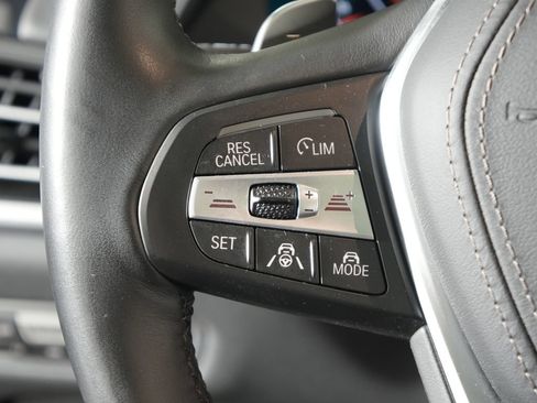Used 2019 BMW X5 xDrive40i w/ Executive Package AWD/4WD image 24