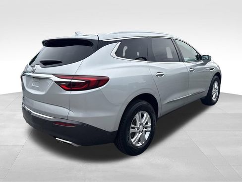 Used 2019 Buick Enclave Essence FWD image 5