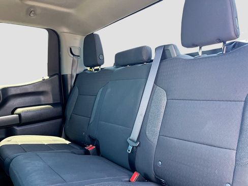 Used 2025 Chevrolet Silverado 1500 Custom Trail Boss w/ Dark Appearance Package AWD/4WD image 23