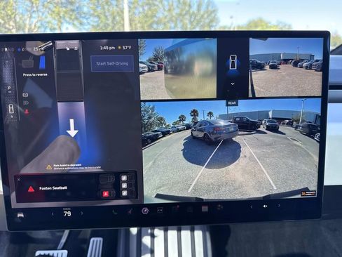 Used 2024 Tesla Cybertruck AWD Crew Cab image 30