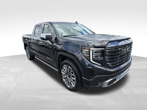 Used 2023 GMC Sierra 1500 Denali Ultimate AWD/4WD image 3