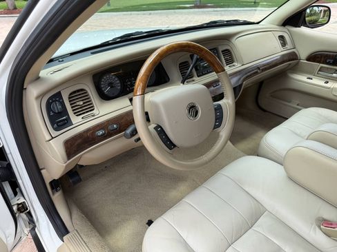Used 2006 Mercury Grand Marquis LS RWD image 10