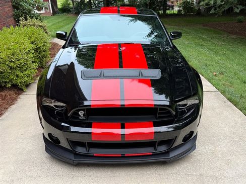 Used 2013 Ford Mustang Shelby GT500 RWD image 9