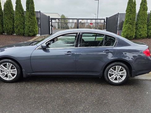 Used 2010 INFINITI G37 x Sedan w/ Premium Pkg image 8