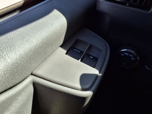 New 2025 GMC Savana 3500 w/ Power Convenience Package image 17