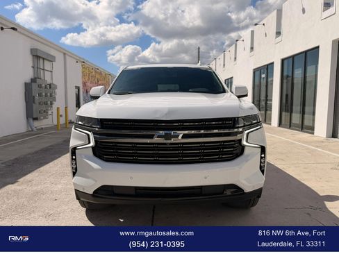 Used 2022 Chevrolet Tahoe RST w/ Luxury Package image 2