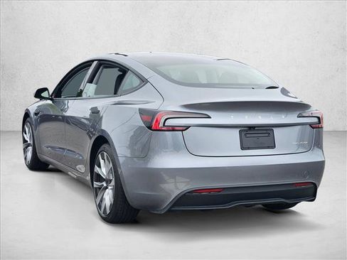 Used 2025 Tesla Model 3 Long Range image 8