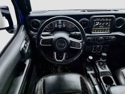 Used 2020 Jeep Wrangler Unlimited Sahara AWD/4WD image 22