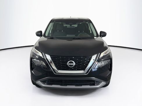Used 2023 Nissan Rogue S AWD/4WD image 2
