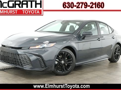 Certified 2026 Toyota Camry SE w/ Convenience Package image 1