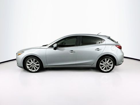 Used 2017 MAZDA MAZDA3 Touring FWD image 4