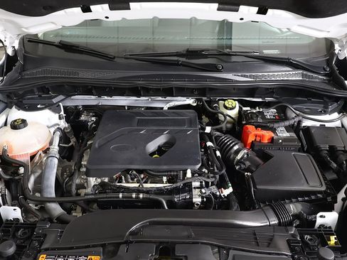 Used 2020 Ford Escape SE image 18