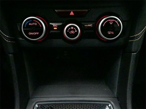 Used 2021 Subaru Crosstrek 2.5i Sport w/ Moonroof Package image 13