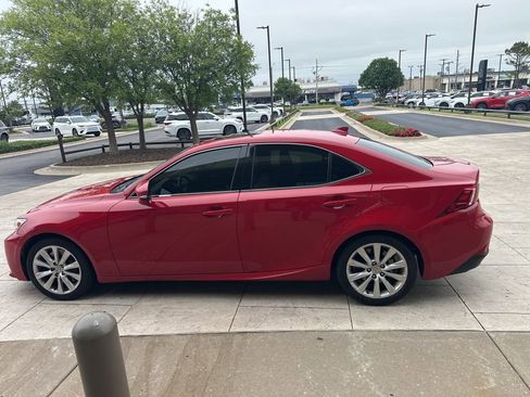 Used 2016 Lexus IS 200t RWD image 8