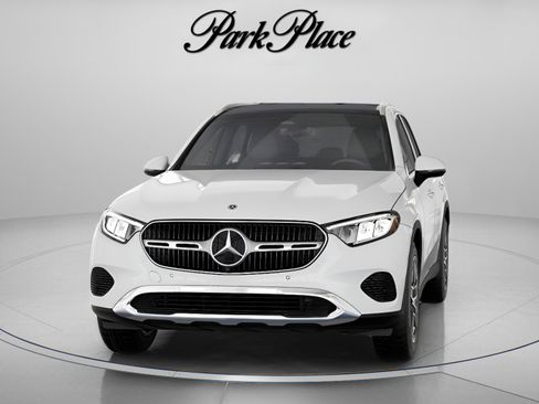 Used 2026 Mercedes-Benz GLC 300 4MATIC image 37